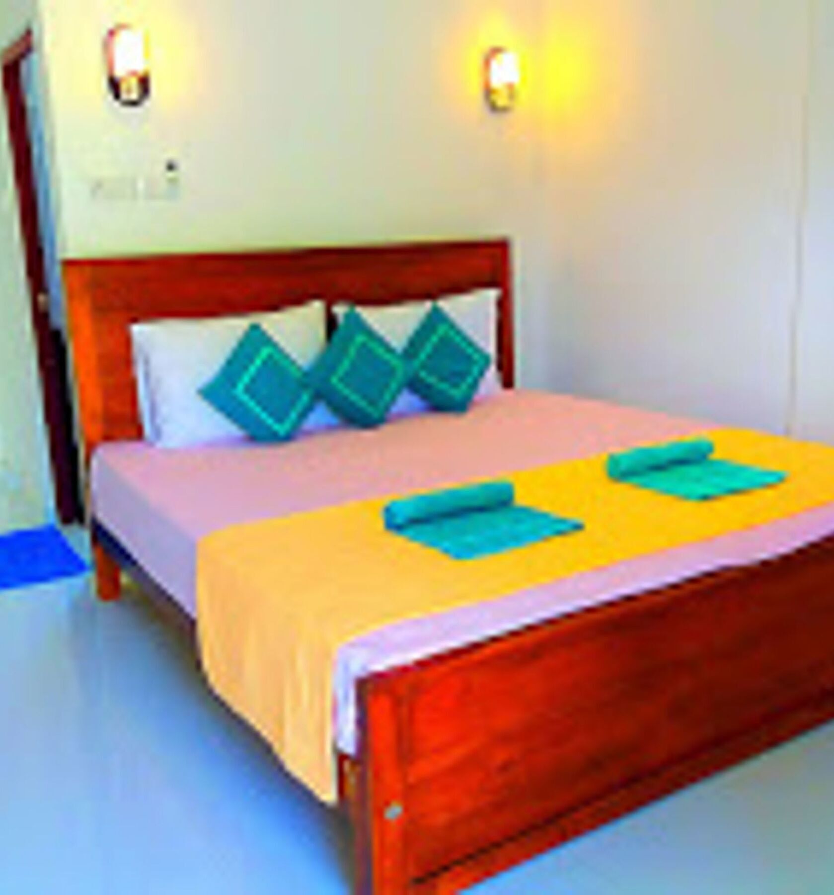 A&B Resort Negombo Kudapaduwa Exteriör bild